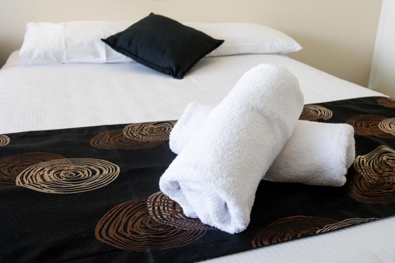 Comfort Hotel Pacific Cleveland Eksteriør bilde