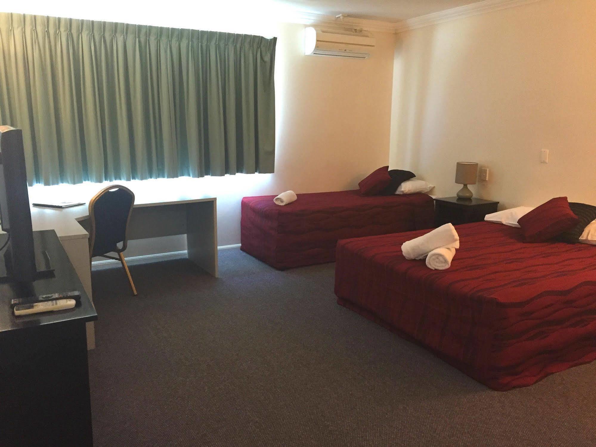 Comfort Hotel Pacific Cleveland Eksteriør bilde